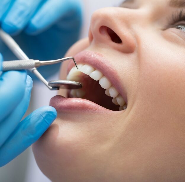 Dental Check-Up فحص الأسنان